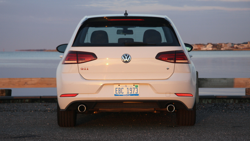 Illustration for article titled The 2019 Volkswagen GTI Rabbit Edition Has All The Hop A Small Family Needs